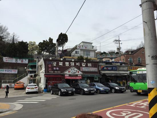 Seongbukdong Dwaejigalbijip